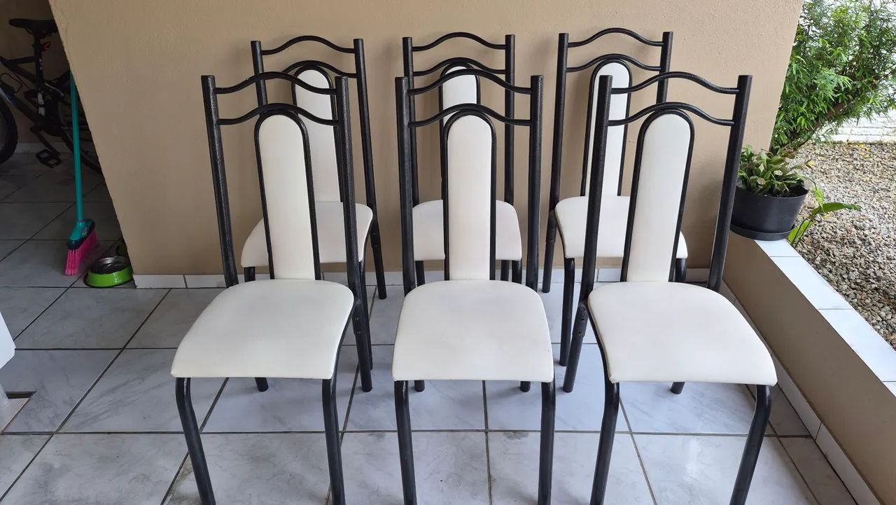 Conjunto com 6 cadeiras para mesa de jantar 