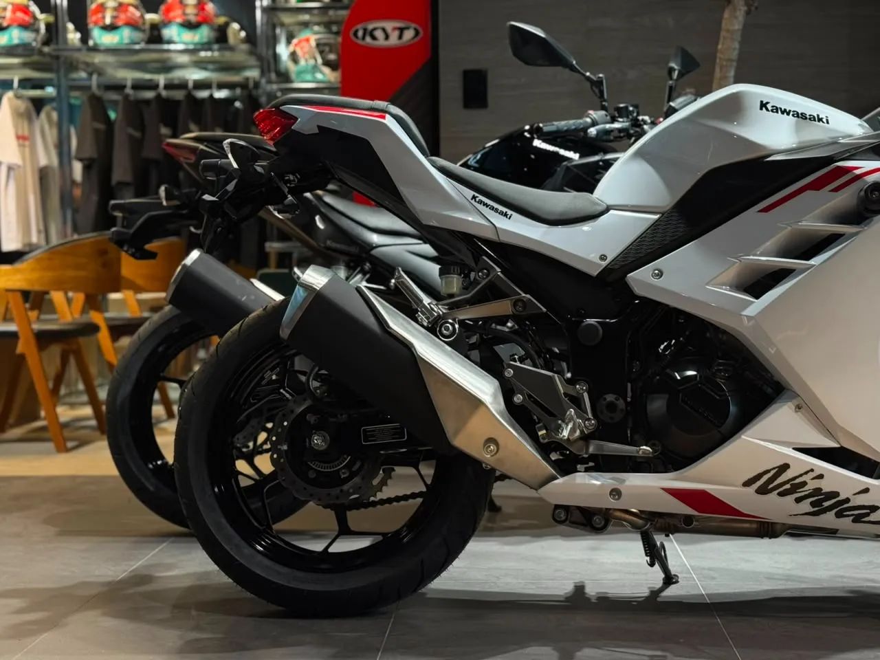 Kawasaki -- NINJA 300 - Foto 5