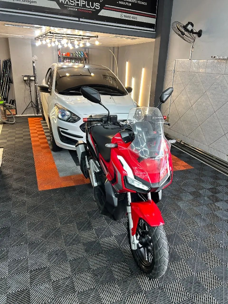 HONDA ADV 150  - Foto 2