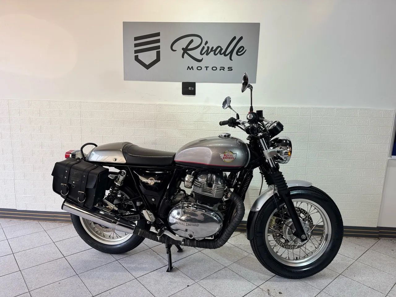 ROYAL ENFIELD INTERCEPTOR 650 abs 