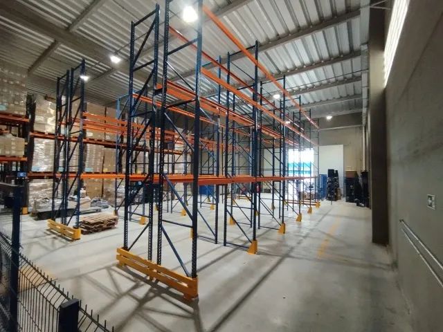 Estrutura robusta para centros de distribuição - Foto 4