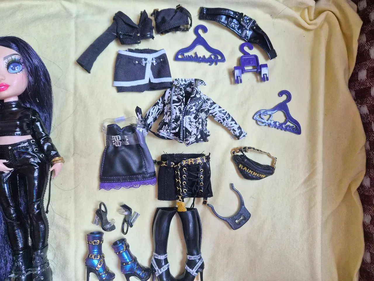 Rainbow High Shadow High Ainsley Slater - Foto 3