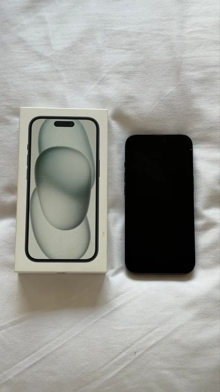 iPhone 15 - 256GB Preto ZERO