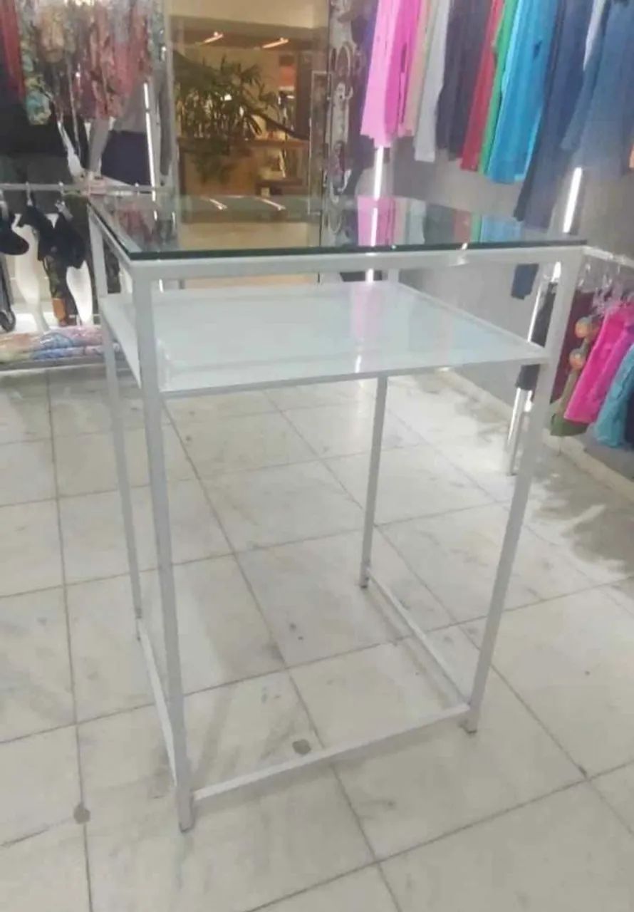 MESA DE APOIO PARA LOJA (COPACABANA) - Foto 2