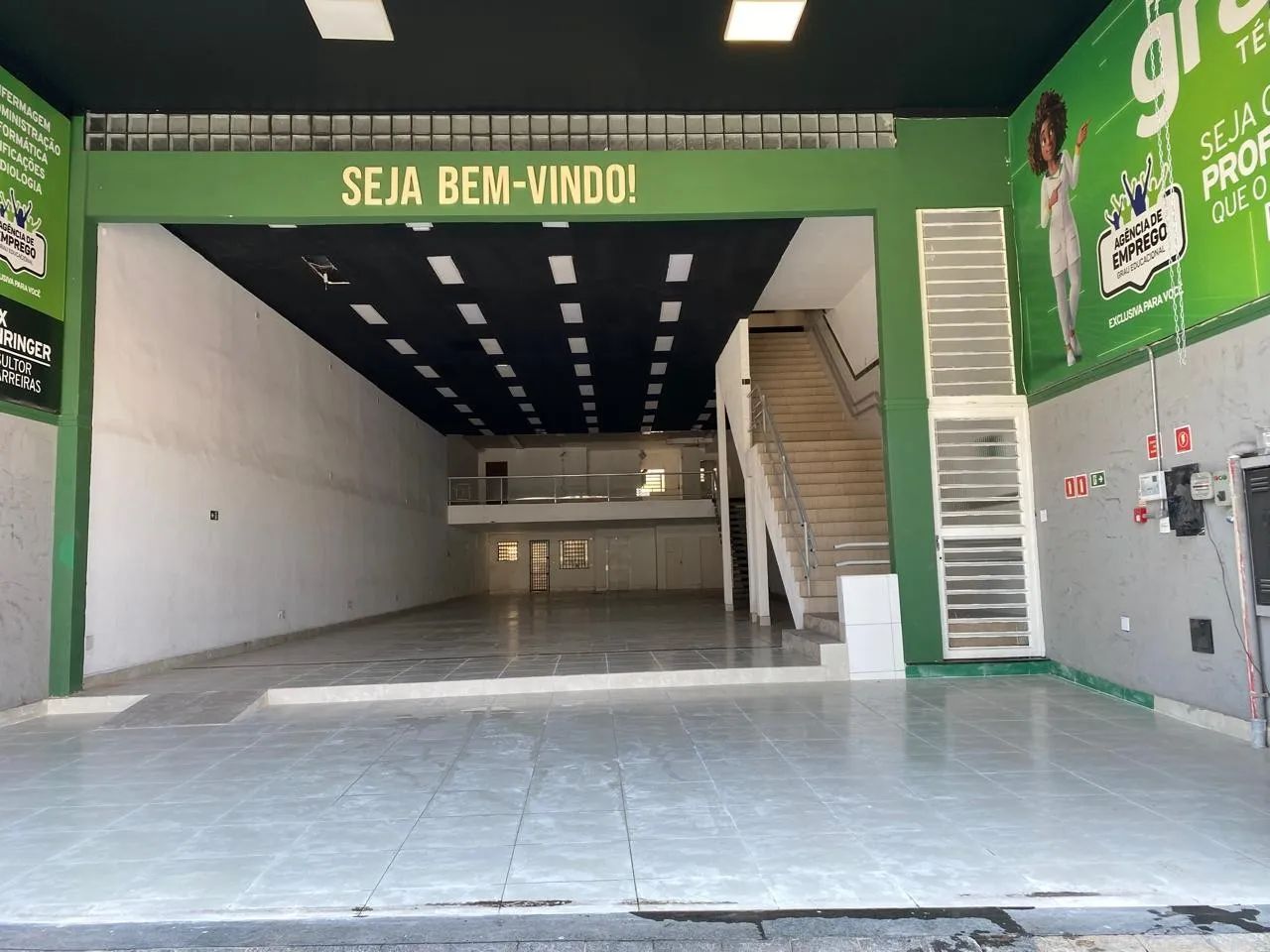 Prédio para Venda em São Paulo, Vila Nhocuné, 2 vagas