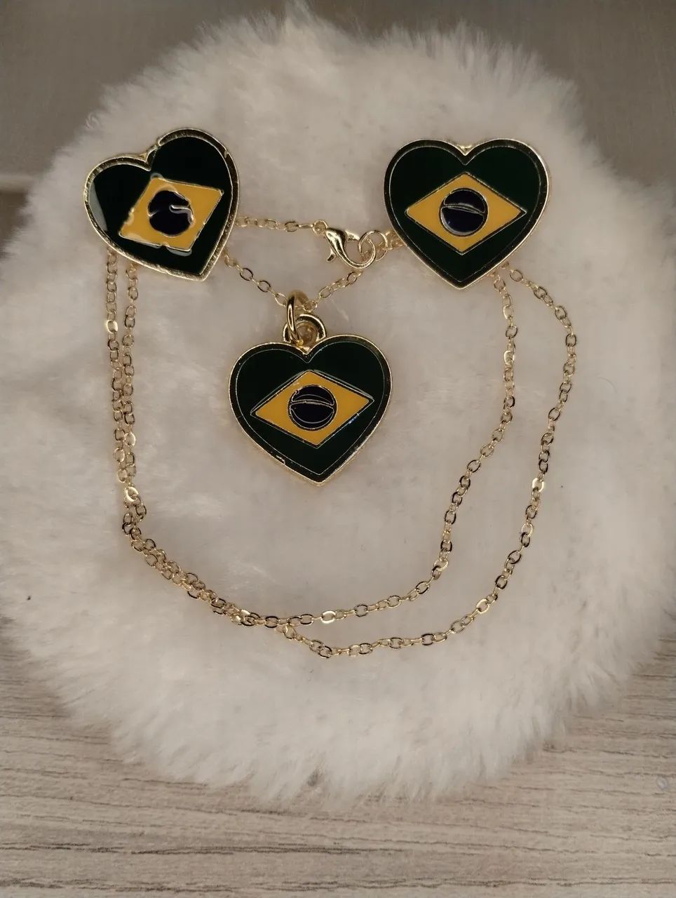 Conjunto de colar e brinco bandeira do Brasil folheado - Foto 5