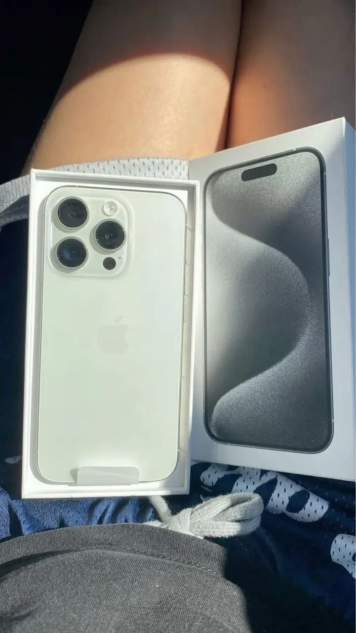 iPhone 15 Pro Max  - Foto 2
