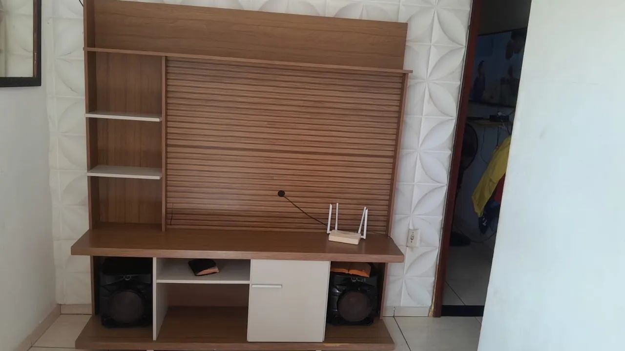Vendo mesa e rack 