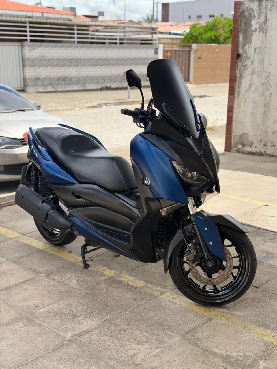 Xmax  - Foto 2