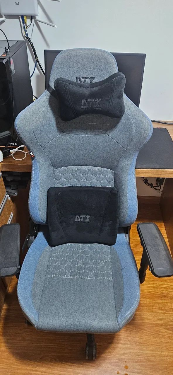 CADEIRA GAMER DT3 SPORTS - MODELO ROYCE Cadeira Gamer Ergonômica DT3 ...