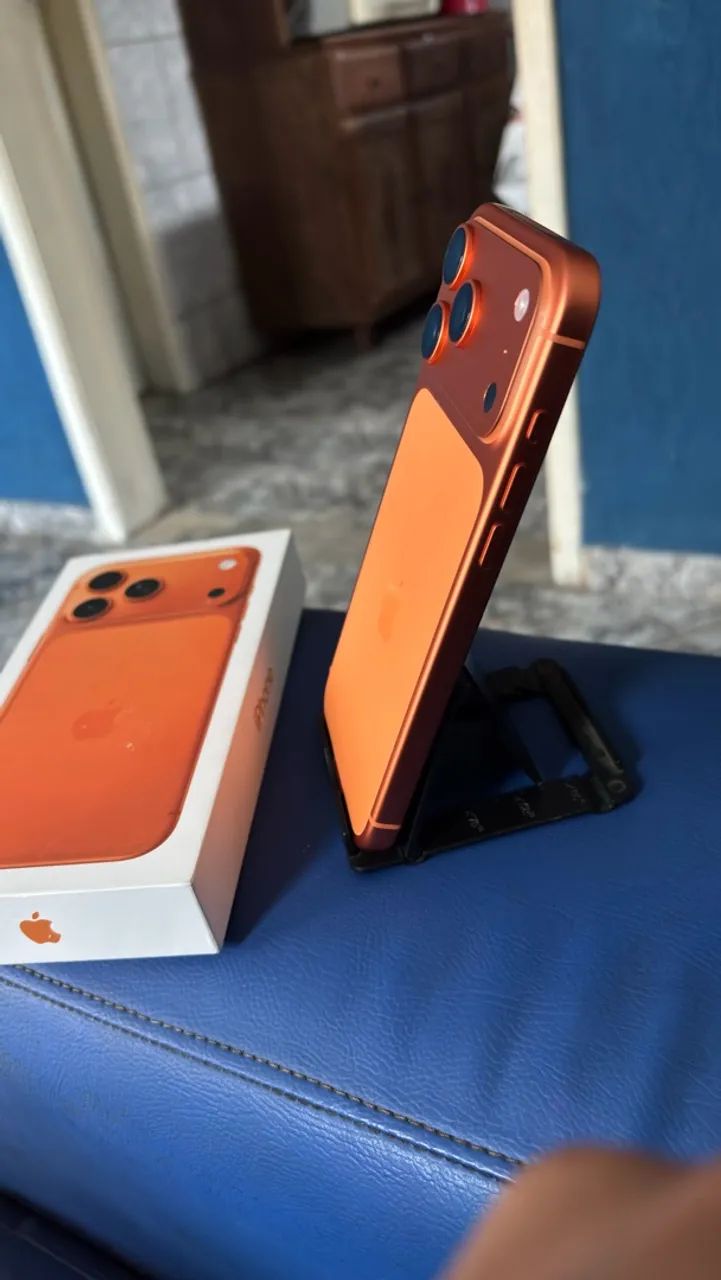 ? iPhone 17 Pro Max - 256GB - Laranja - Foto 3