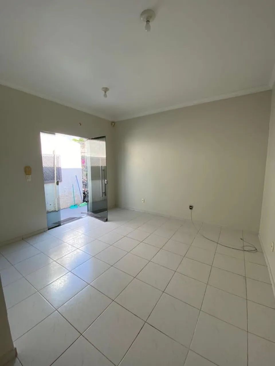 Aluga-se sala comercial no bairro Liberdade. - Foto 4