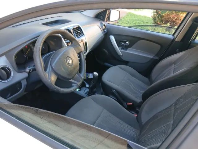 Renault Logan Expression Hi-flex 1.6 8V 4P 2015 - Foto 5