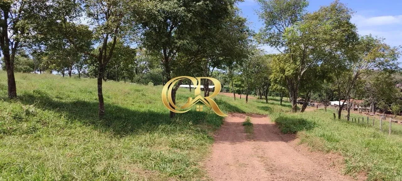 Fazenda em Cromínia - Foto 2