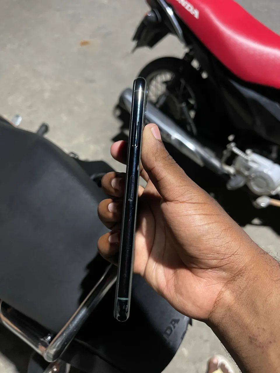 iPhone 11 Pro Max | 64Gb no precinho!! - Foto 2
