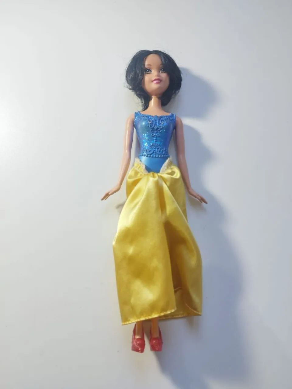 Boneca princesa Branca de Neve - Mattel 2012  - Foto 4