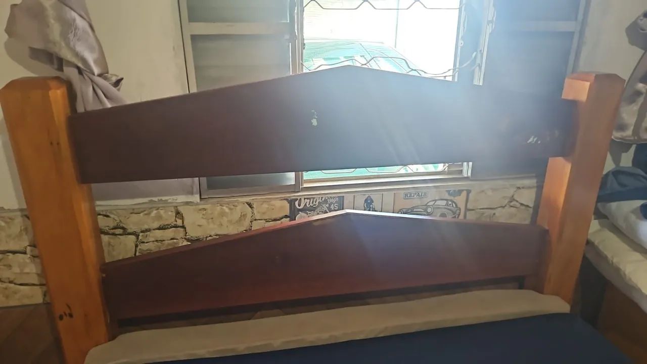 Cama de madeira rústica  - Foto 4