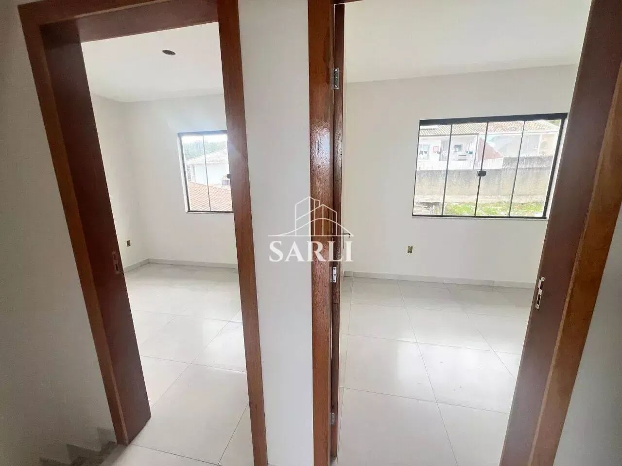 Sobrado 2 dorm, s/ 1 suite, sacada e 2 vagas em Forquilhas, São José - Foto 3