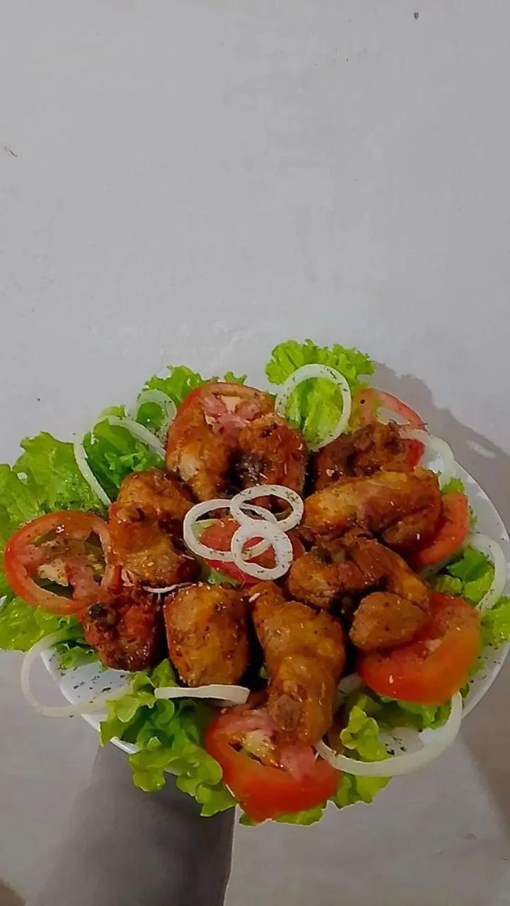 Almoço, jantar e lanches num só lugar 