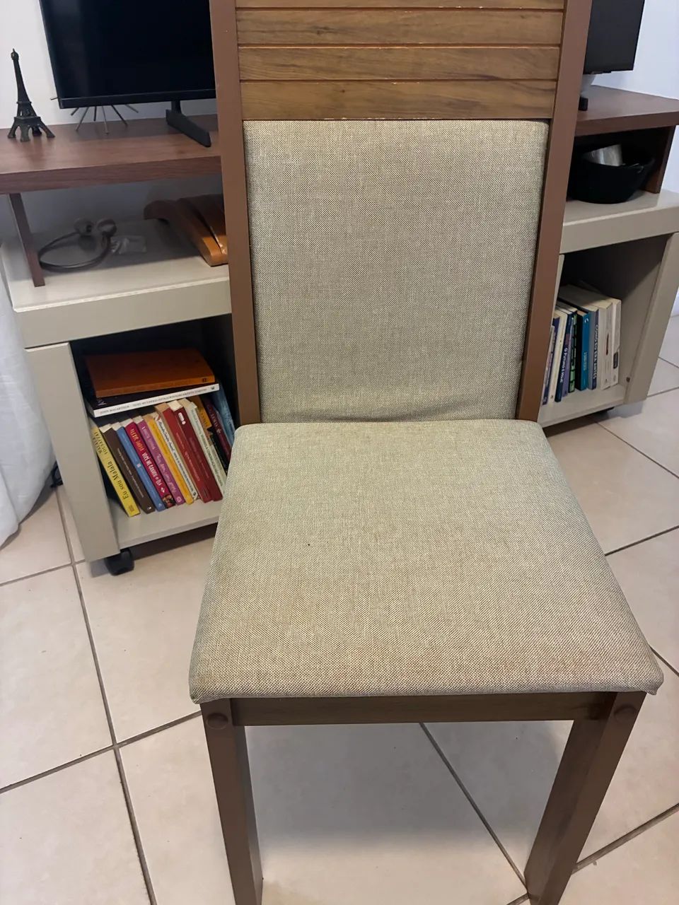Mesa 4 cadeiras
