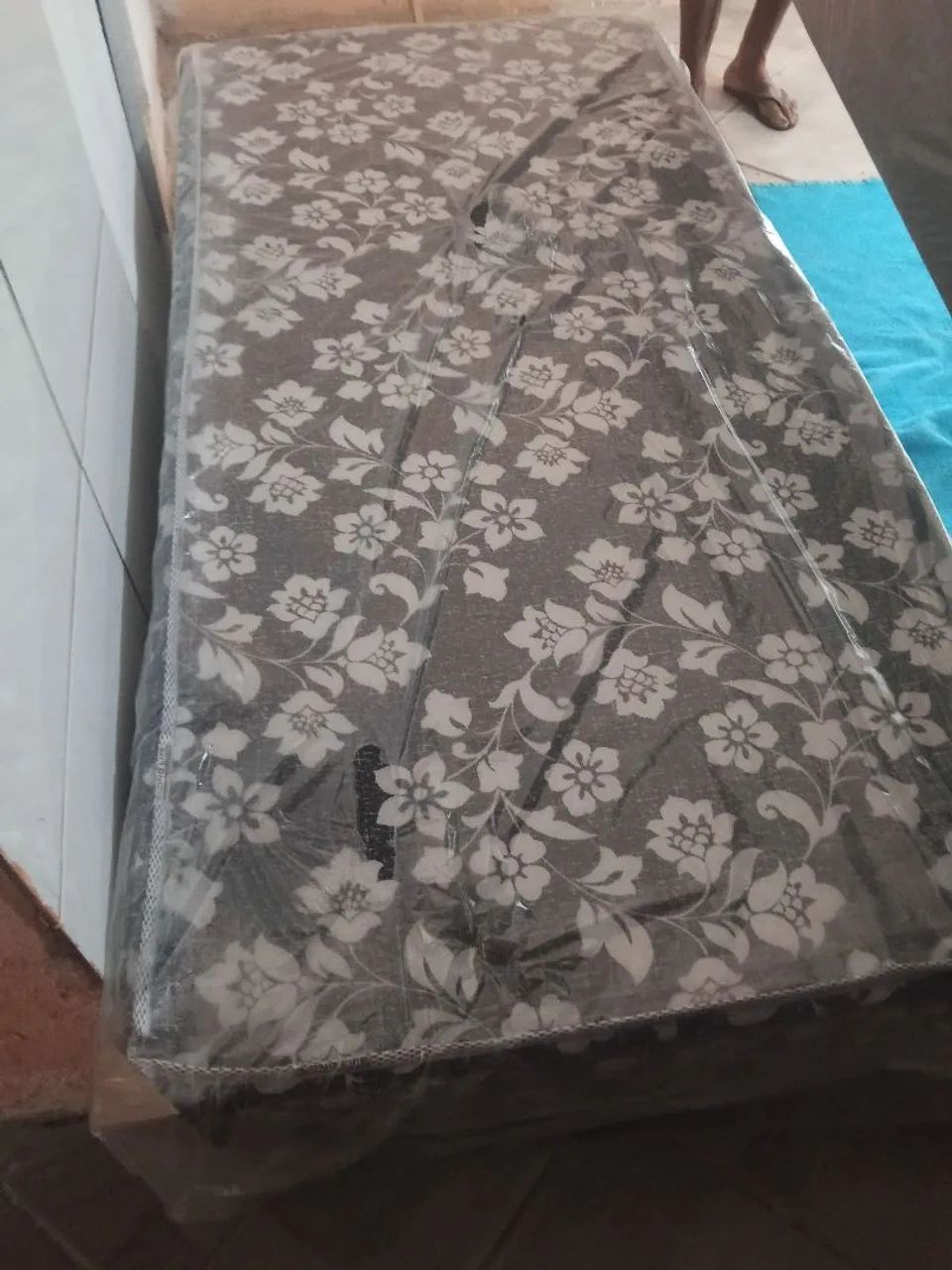Vendo cama box casal e solteiro novas om ótimos preços e qualidade - Foto 5