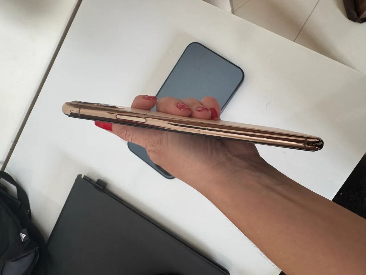 IPHONE 11 PRO MAX DE 256GB - Foto 3