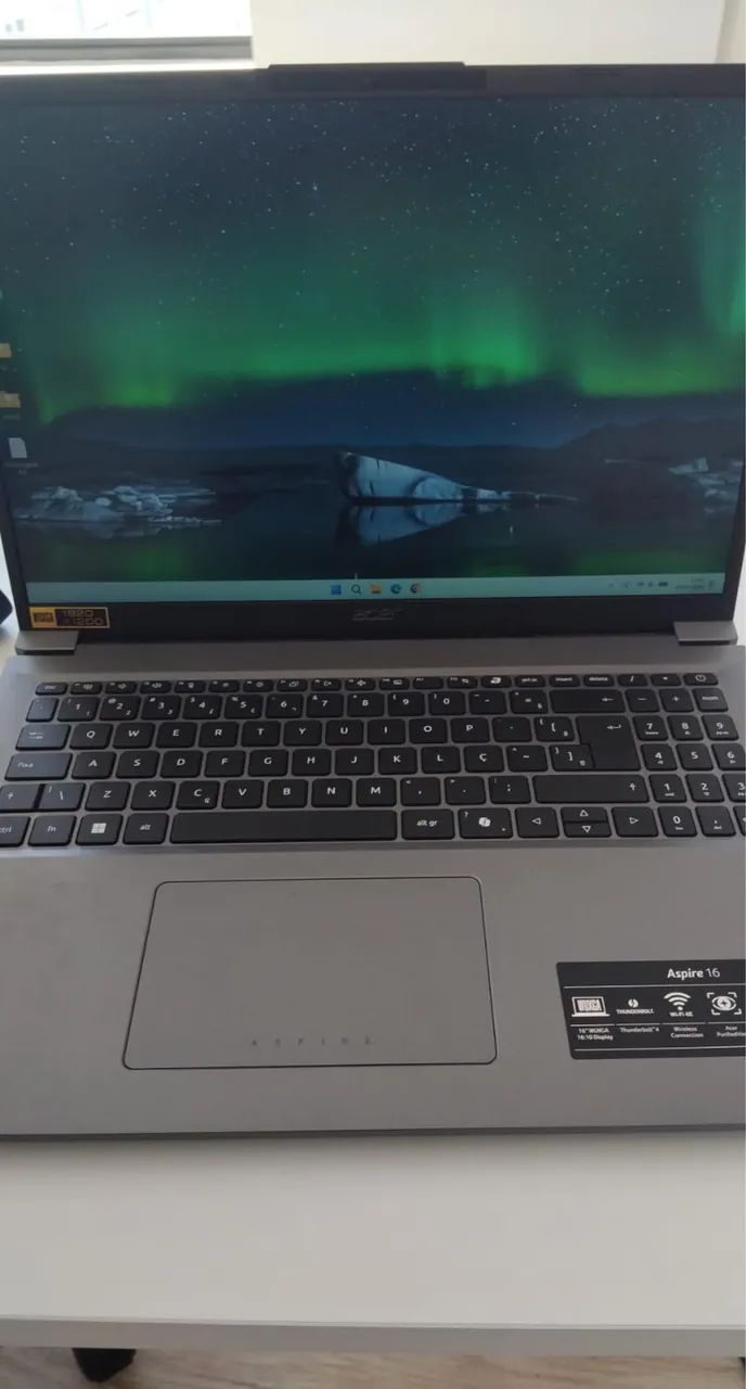 Vendo notebook novo 