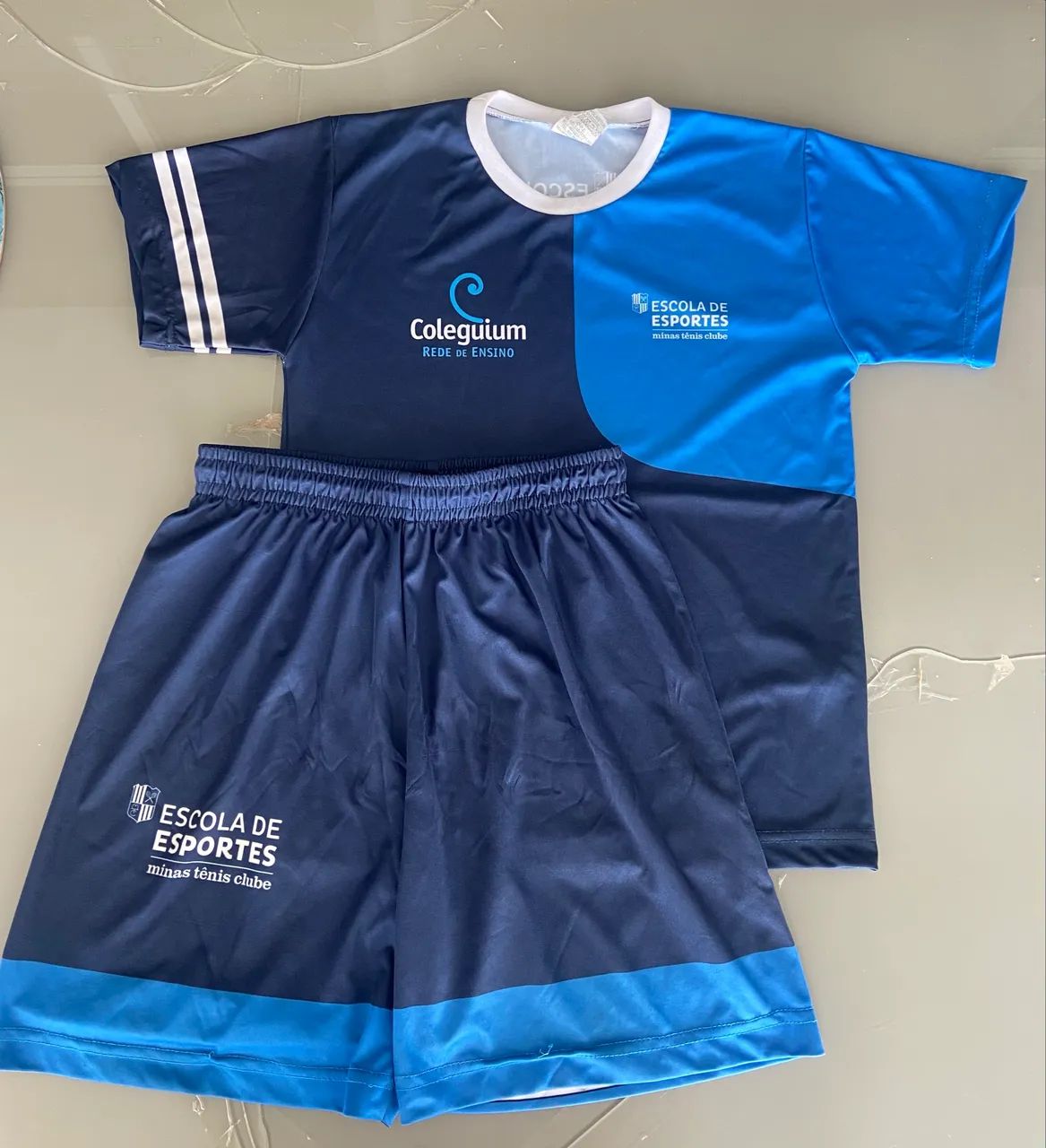 Uniforme Coleguium Minas Tênis Escola de Esporte 