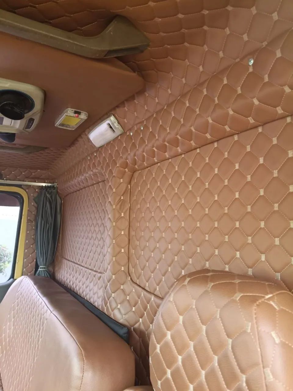 Mercedez Benz  - Foto 5