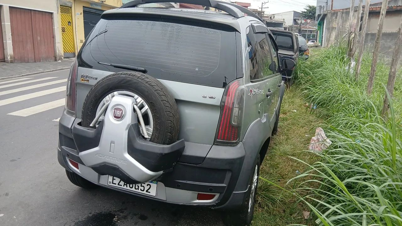 Fiat Idea Adv./ Adv.lock.dualogic 1.8 Flex 5P 2012 - Foto 3
