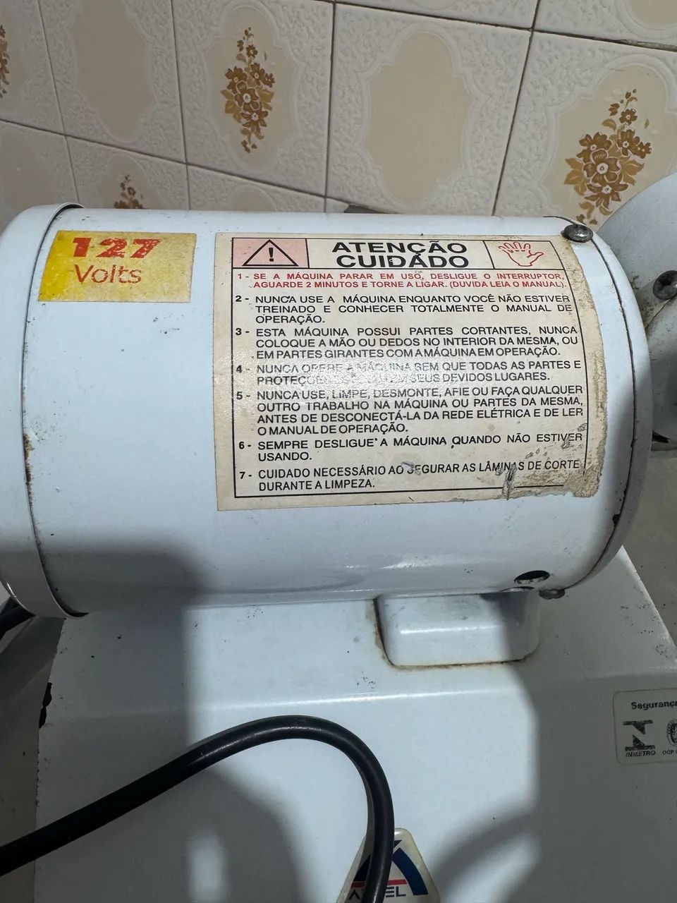 Moedor de carne elétrico ARBEL 127 V - Foto 2