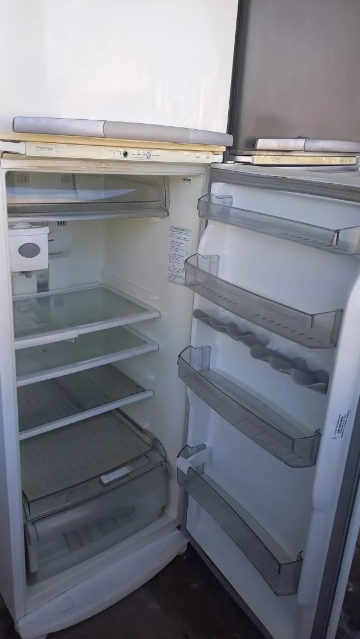 GELADEIRA BRASTEMP FROST FREE  - Foto 2