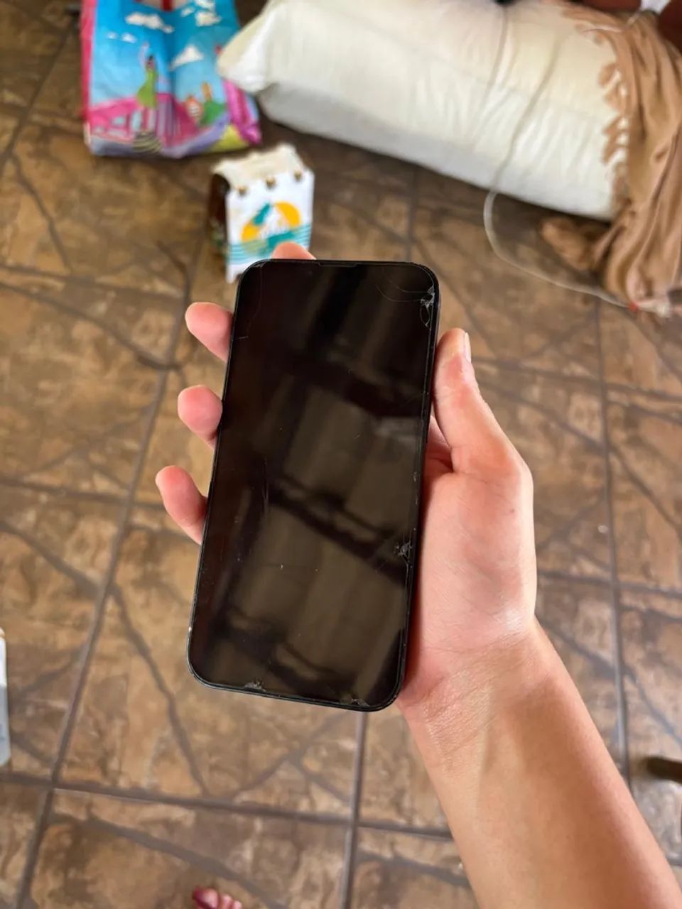 Vendo iphone 13 - Foto 4