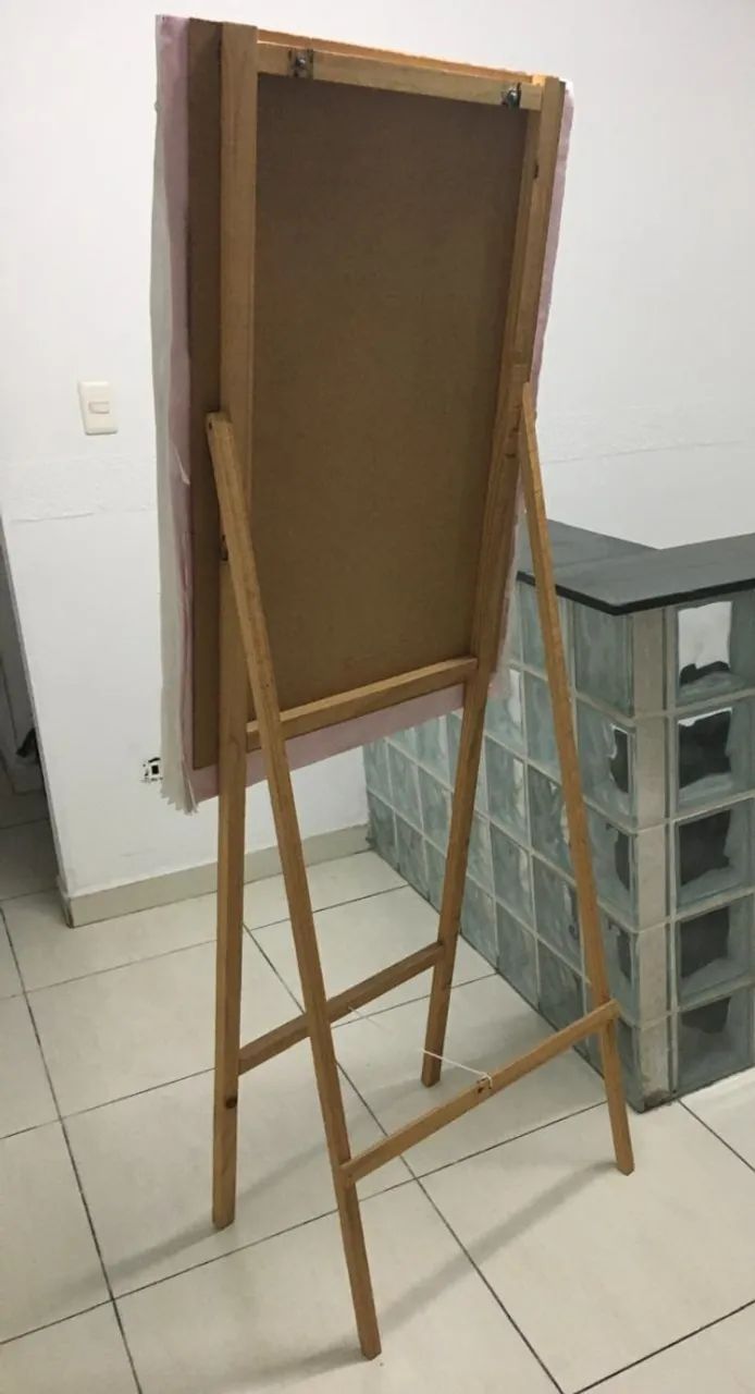 Cavalete Flipchart de Madeira Pinus 1,5m