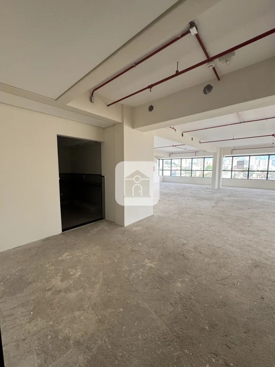 Sala comercial para locação e venda no bairro Tabajaras