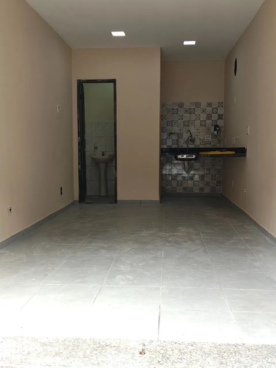 Loja 20 m² - Avenida Lobo Júnior - Foto 2