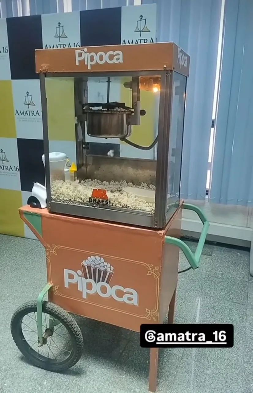 Carrinho de pipoca e carrinho de algodão doce  - Foto 2
