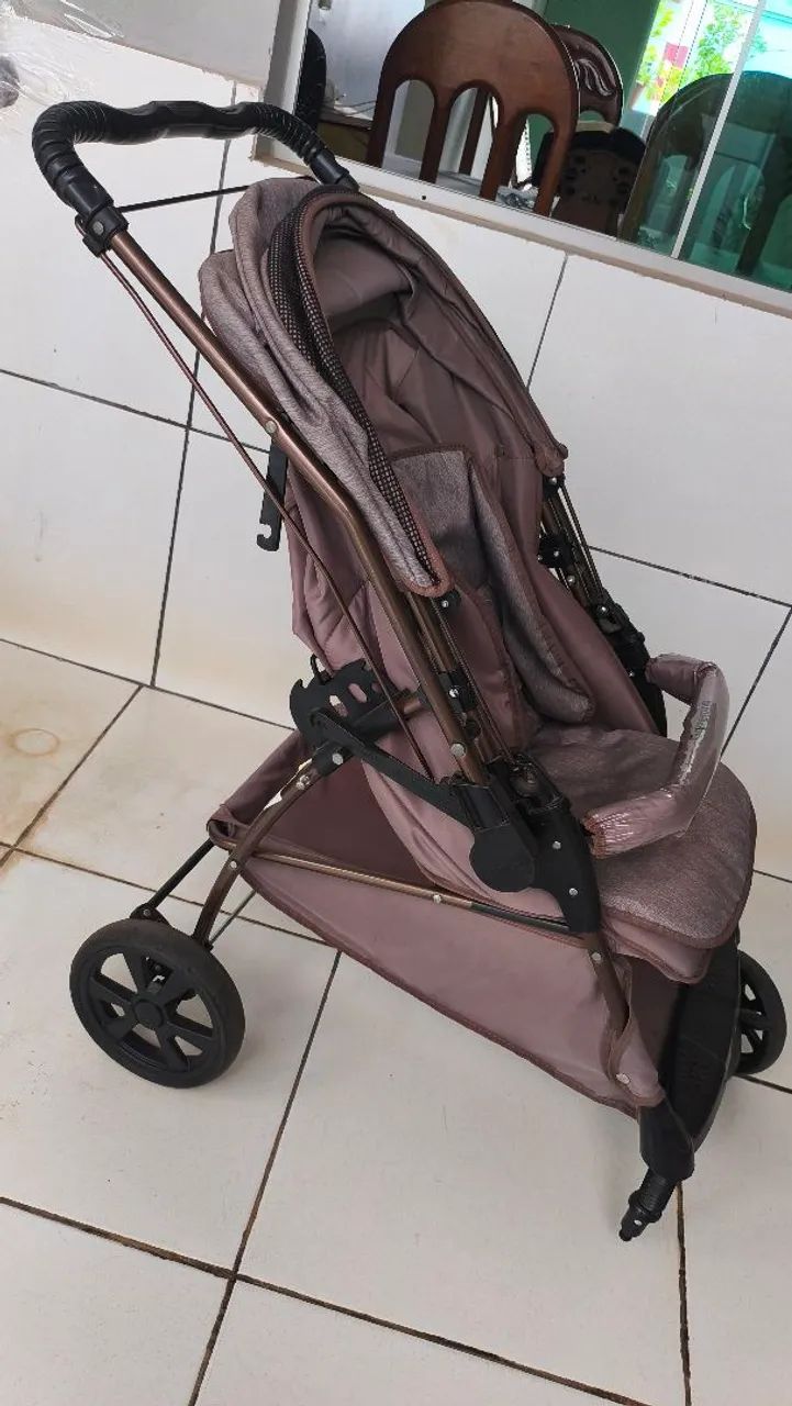 Carrinho de bebê Caramelo Galzerano 