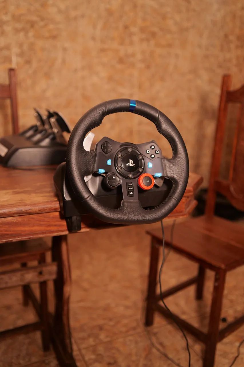Logitech G29 + Câmbio Driving Force | PS5 PS4 PC