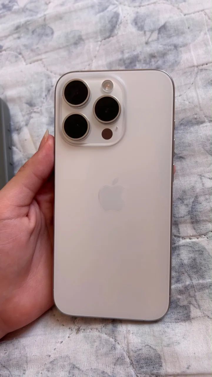 iPhone 15 Pro  - Foto 4