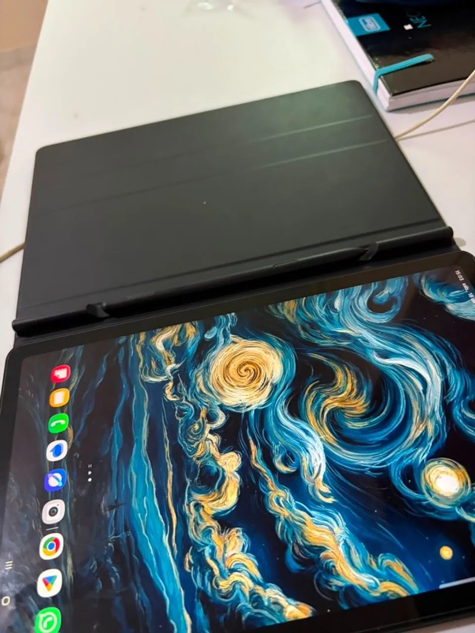 Vende se tablet S6 lite semi novo usado poucas vezes. - Foto 2