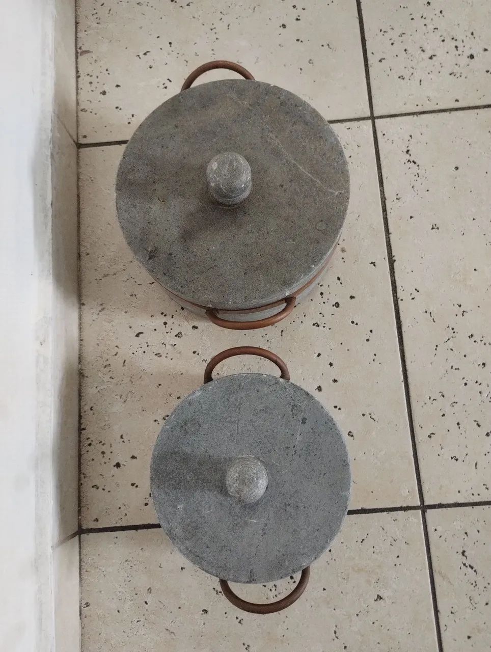 2 panelas de pedra sabão  - Foto 2