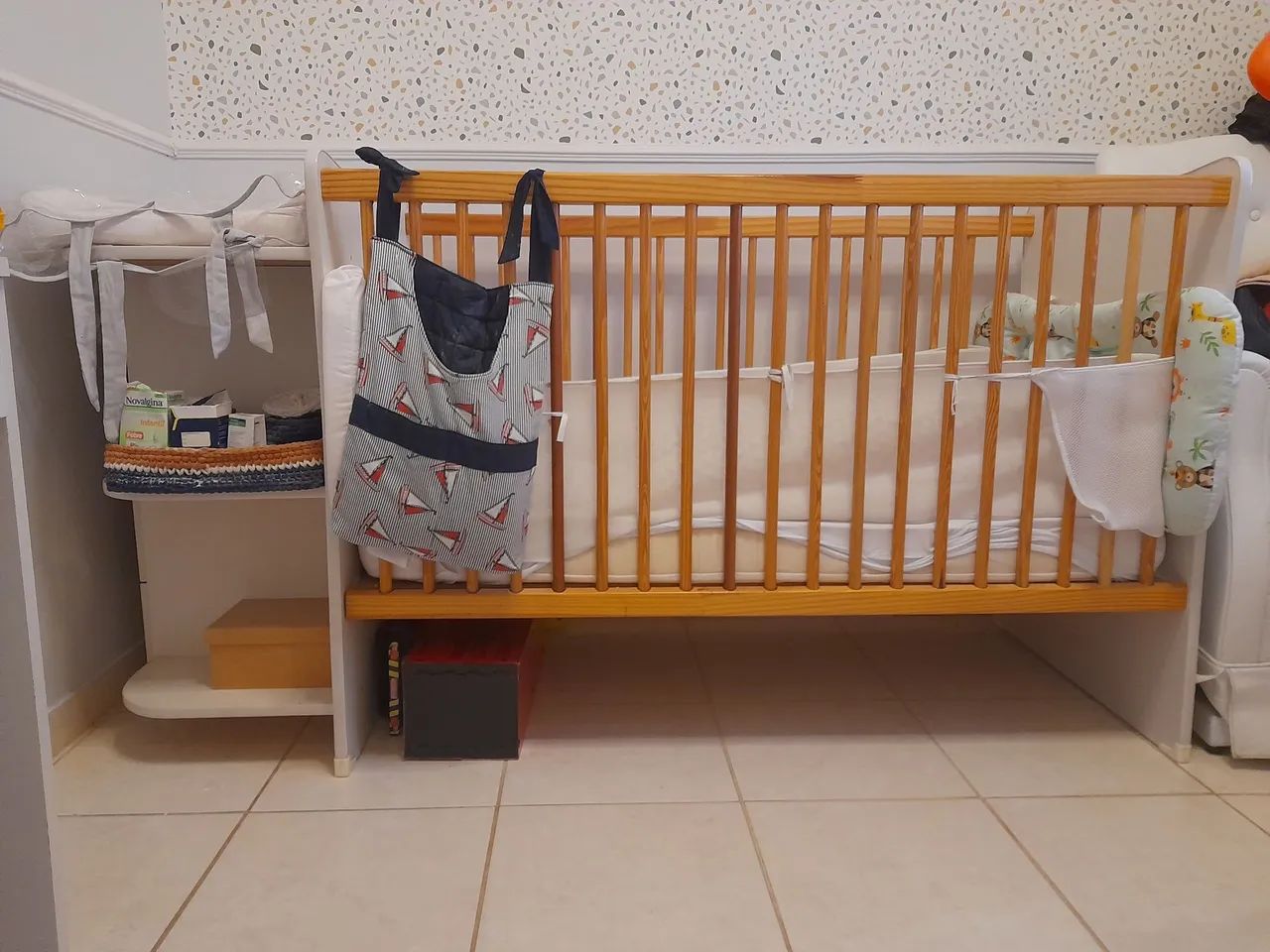 Berço com colchão