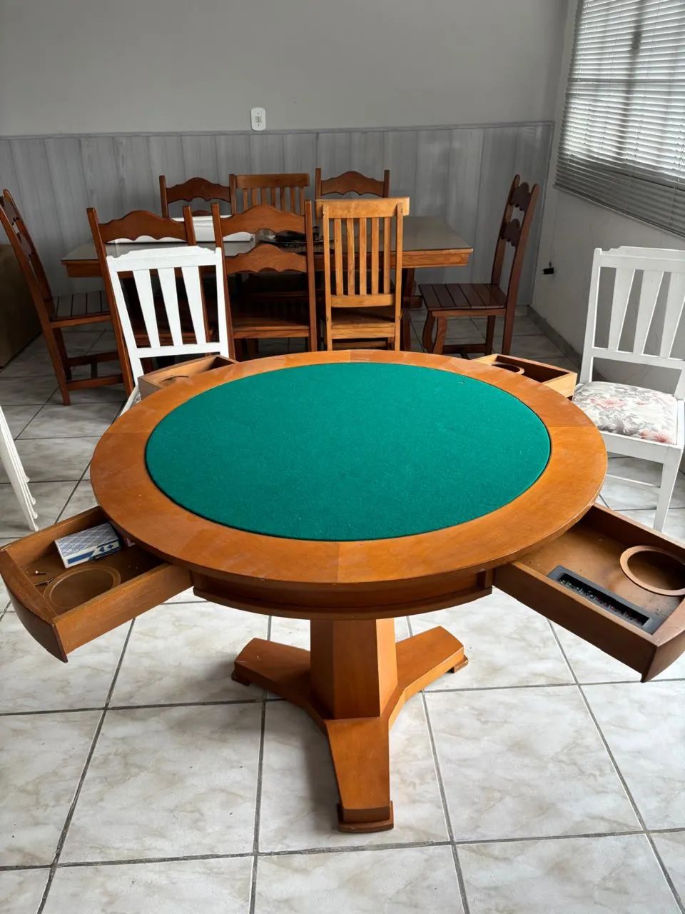 Mesa de jantar e jogos SEM as cadeiras - Foto 2