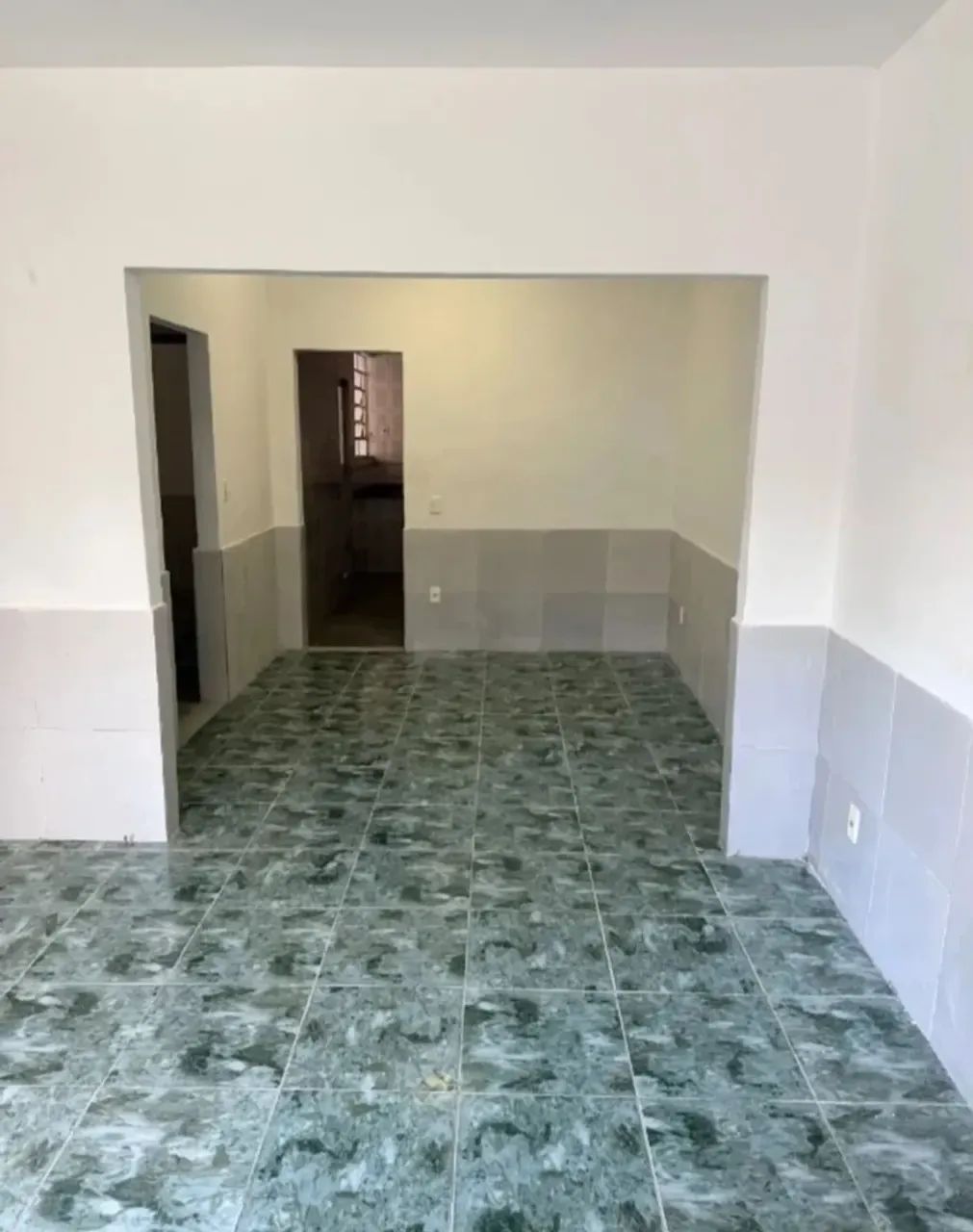 CASA COM 2 QUARTOS EM KENNEDY - ACEITO ENTRADA - Foto 3