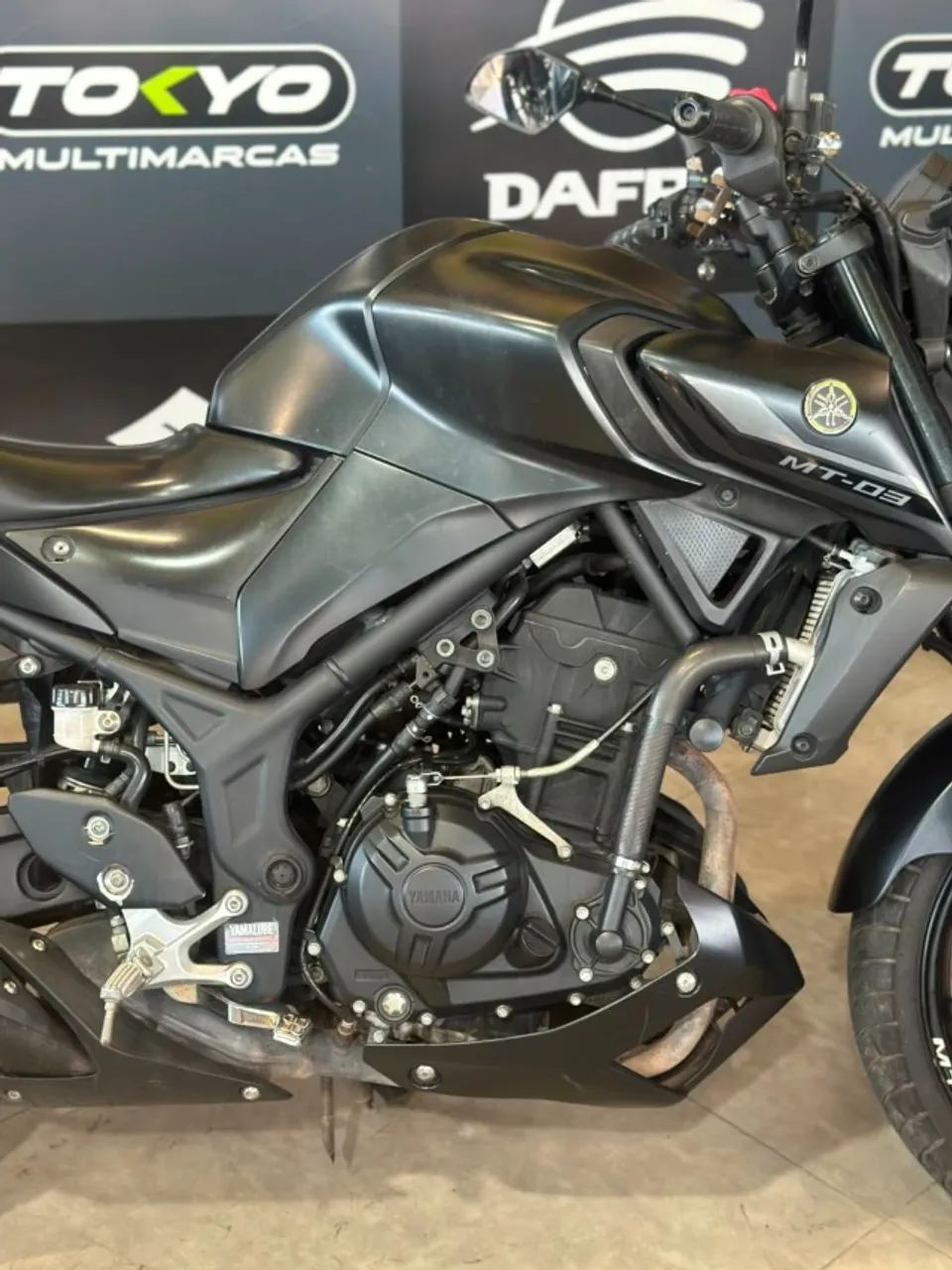 YAMAHA MT 03 2023 - Foto 3
