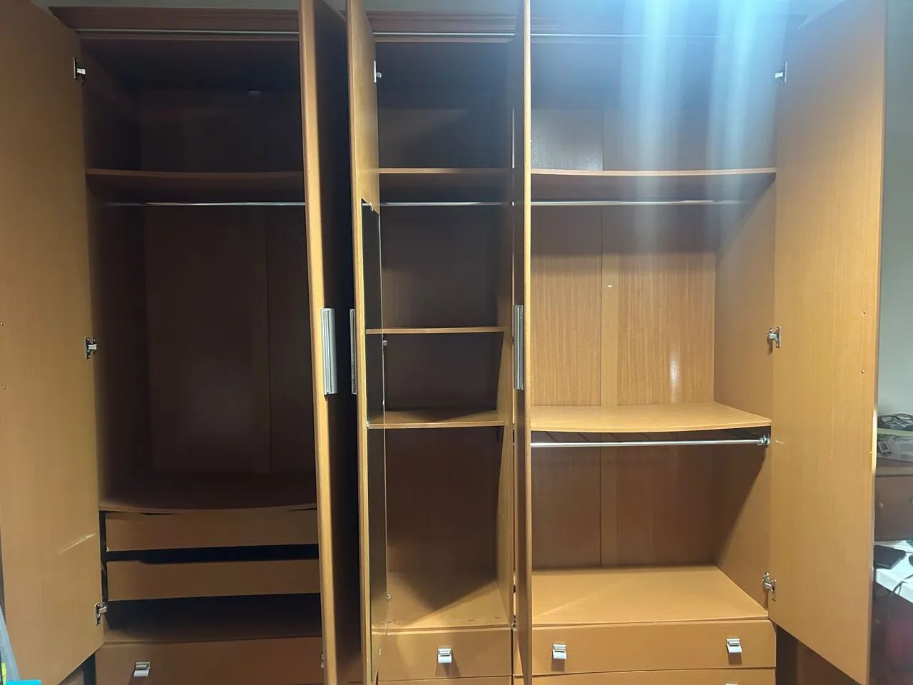 Guarda roupa 5 portas - Foto 4
