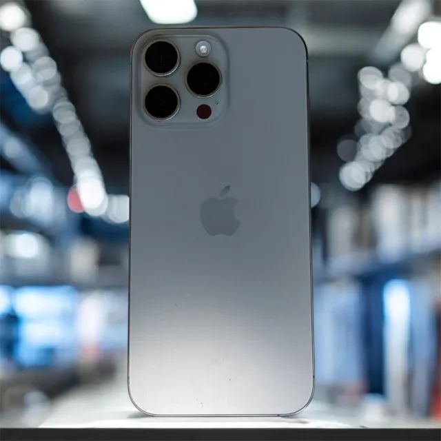 iPhone 16 Pro Max 512 GB | Titânio Natural - Foto 2