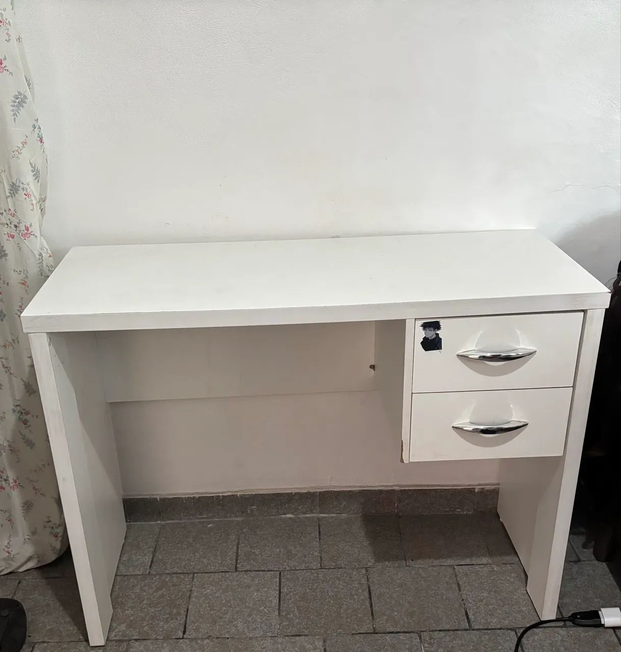 Mesa escrivaninha branca