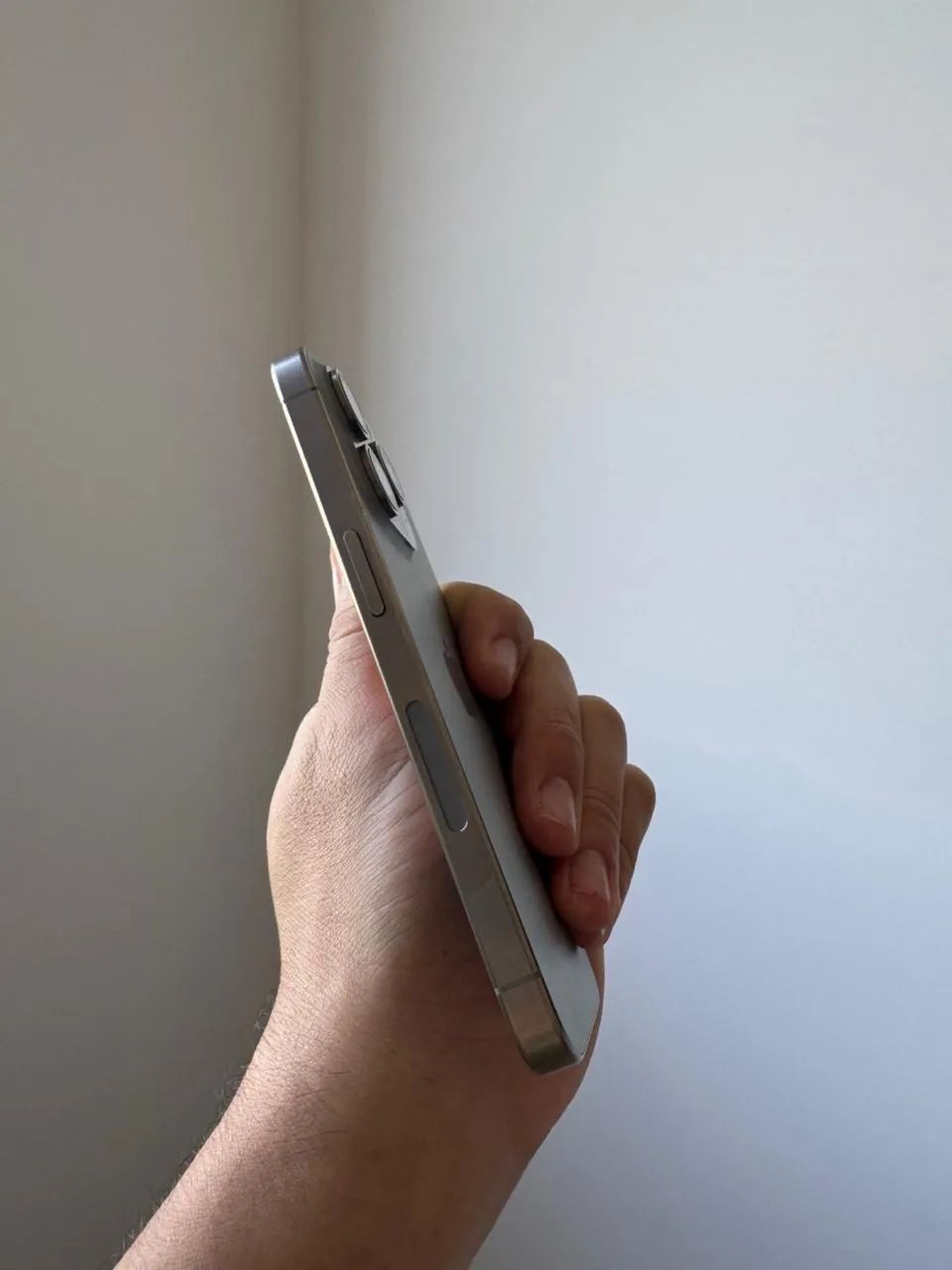 iPhone 15 pro  - Foto 2